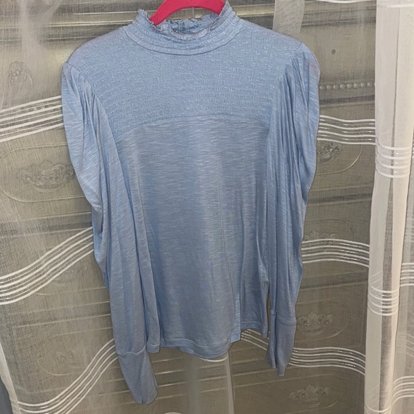 7 For All Mankind Tops - NWOT ( 7 for all mankind not free People this has stretch NEW